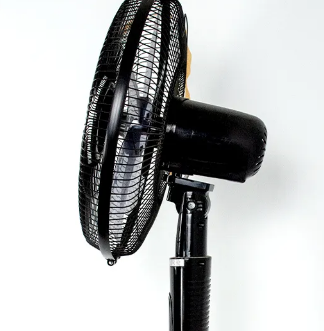 FAN 18 Premium z daljinskim upravljalnikom