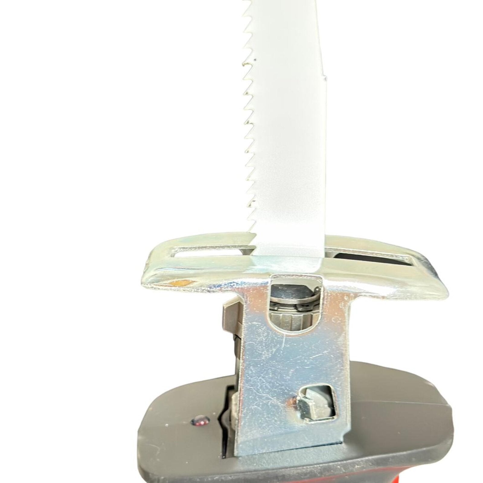 AKUMULATORSKA ŽAGA X2 Z BREZPLAČNIMI 4 KLADIVIMI ŽAGAMI ZA REZANJE