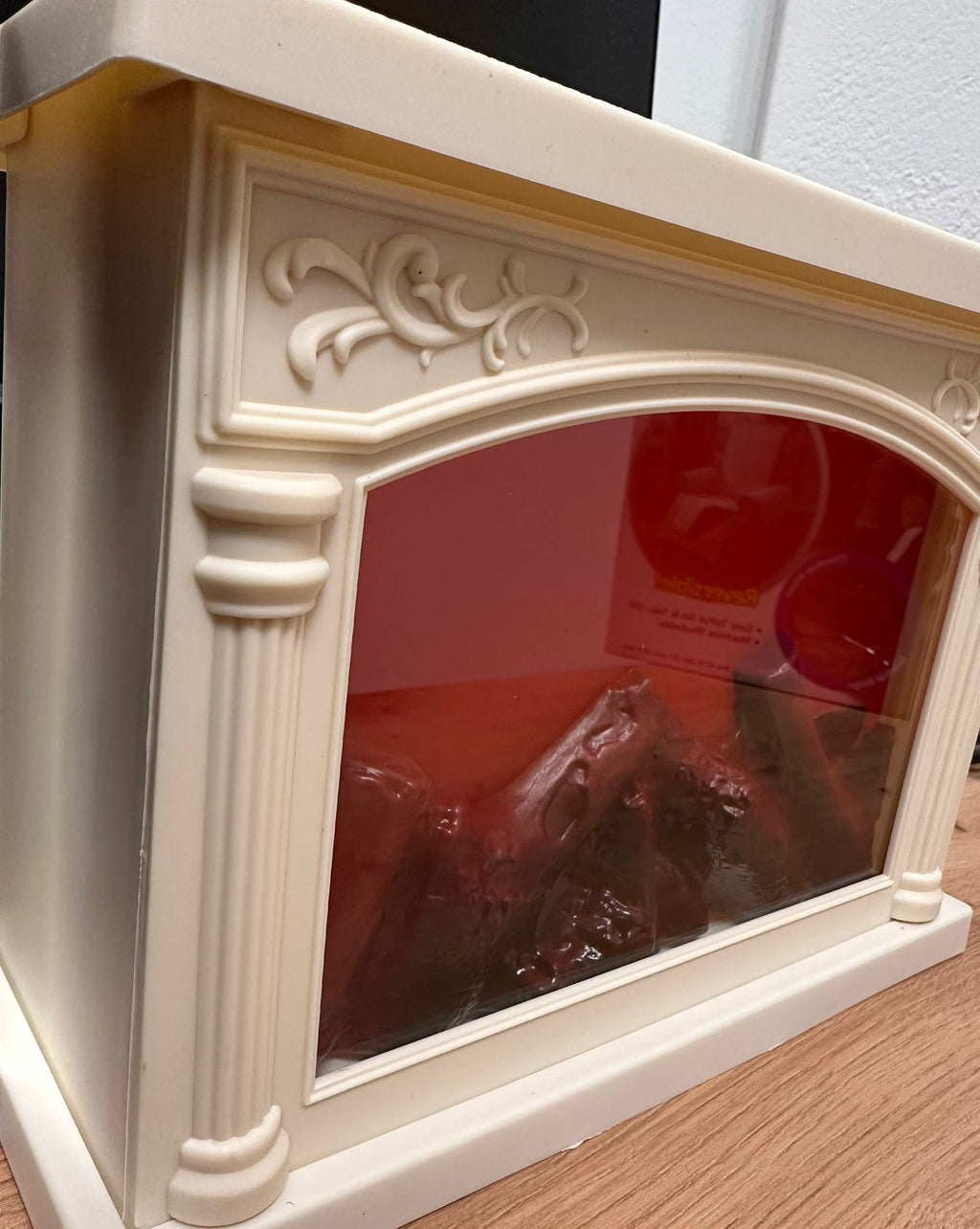 ELEKTRIČNI DEKORATIVNI KAMIN M708