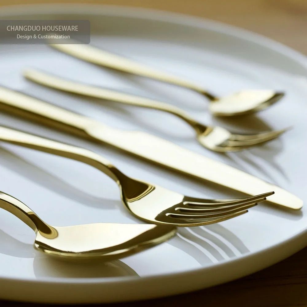 24-DELNI KOMPLET JEDILNEGA PRIBORA