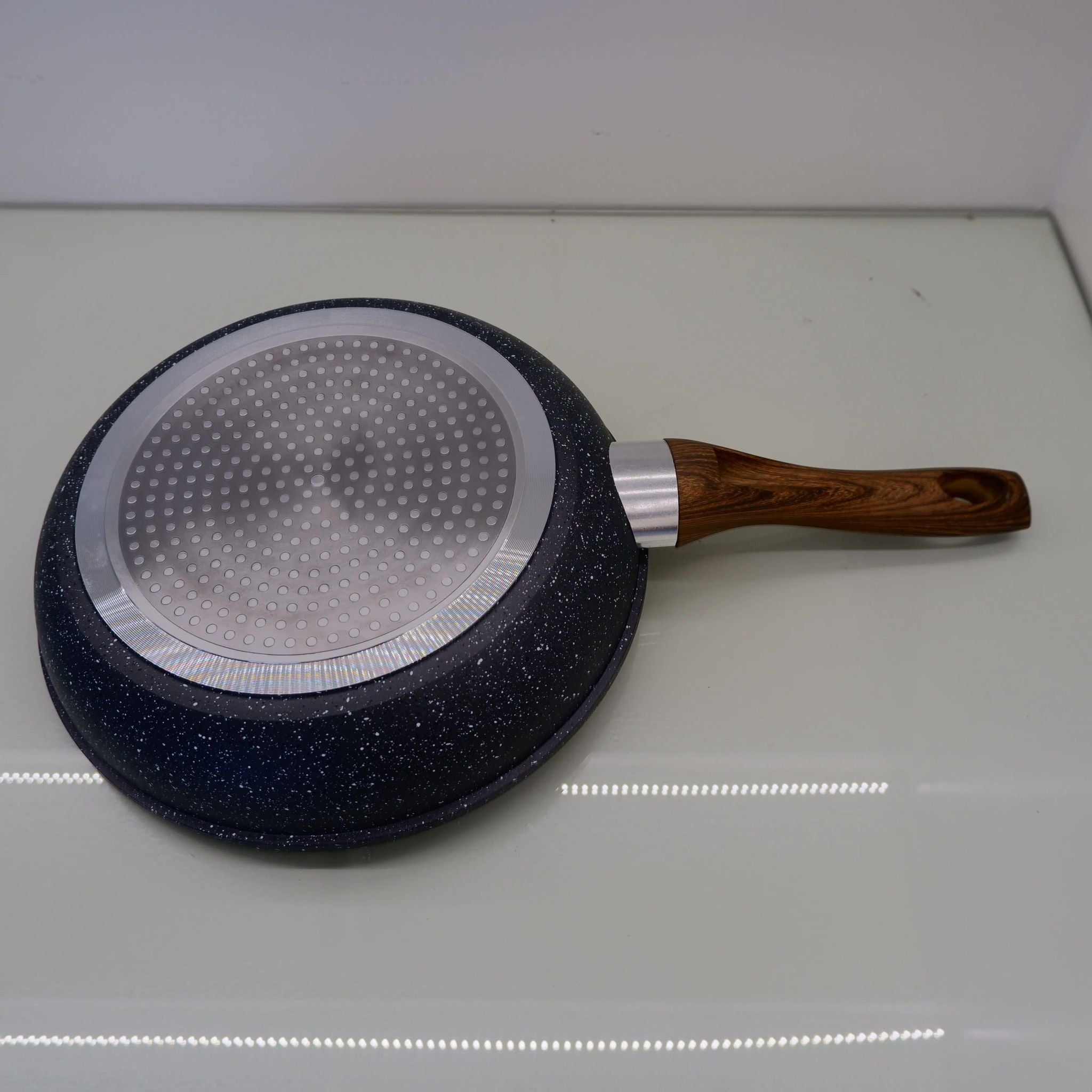 KOMPLET 3 MARMORNIH PONV 20 cm/24 cm/28 cm