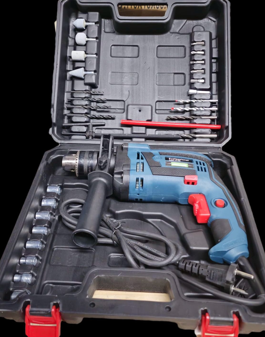 ELEKTRIČNI UDARNI VRTALNIK