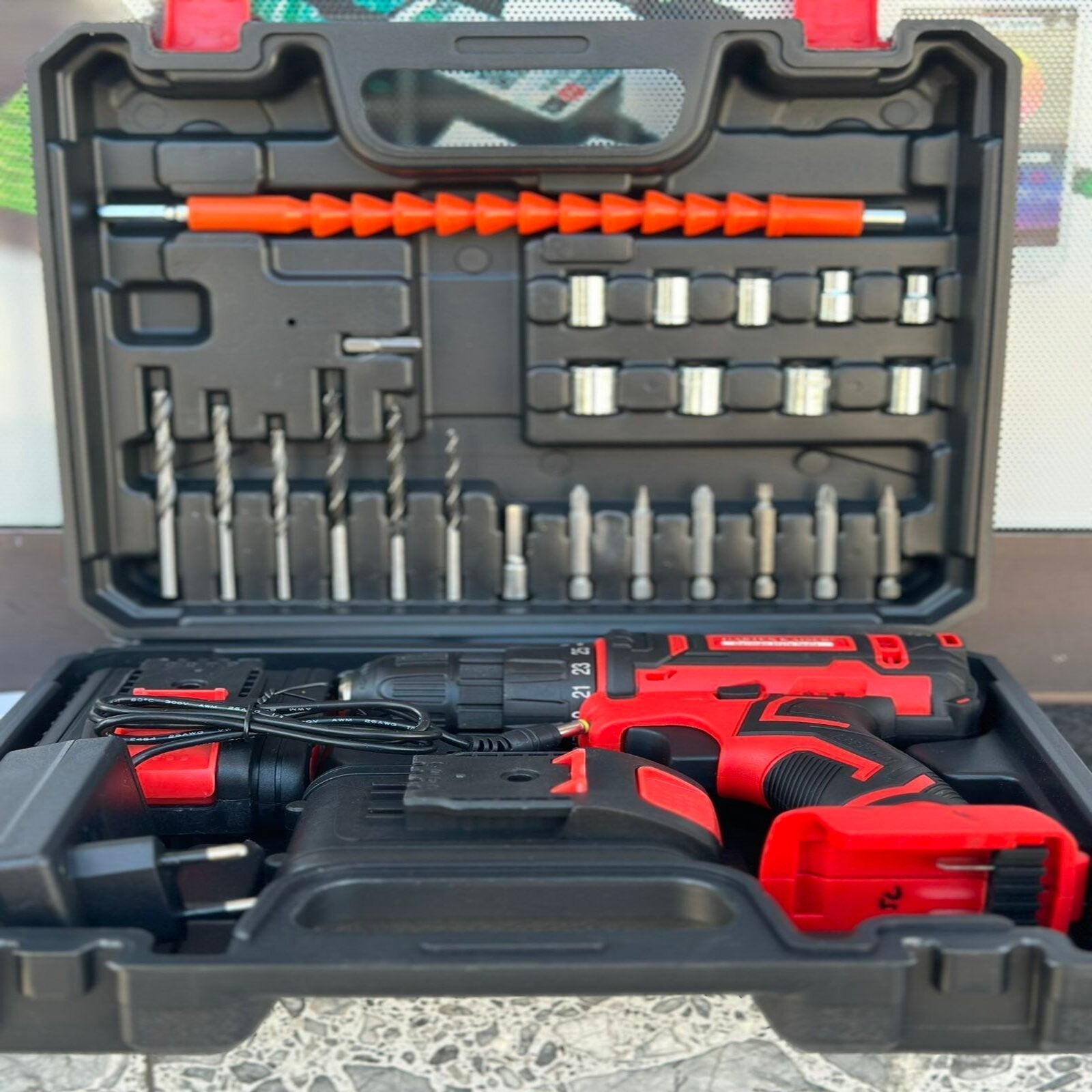 Akumulatorski vrtalnik 18V (KOMPLET 28 kosov) X2 BATERIJE