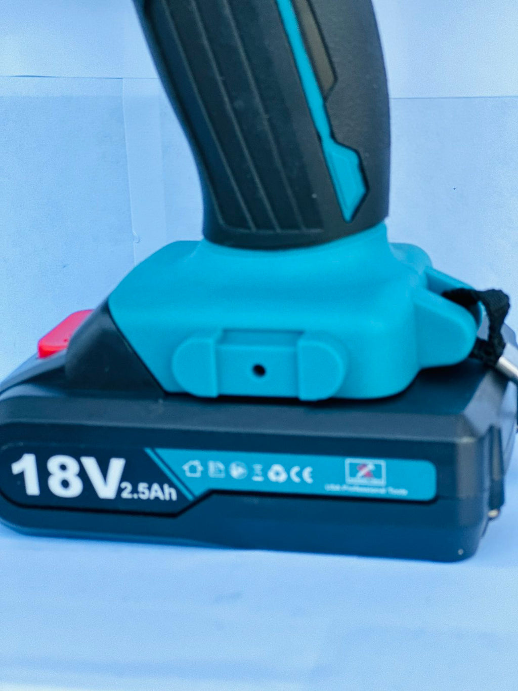 18V AKUMULATORSKI VRTALNIK Z 2 BATERIJICAMA