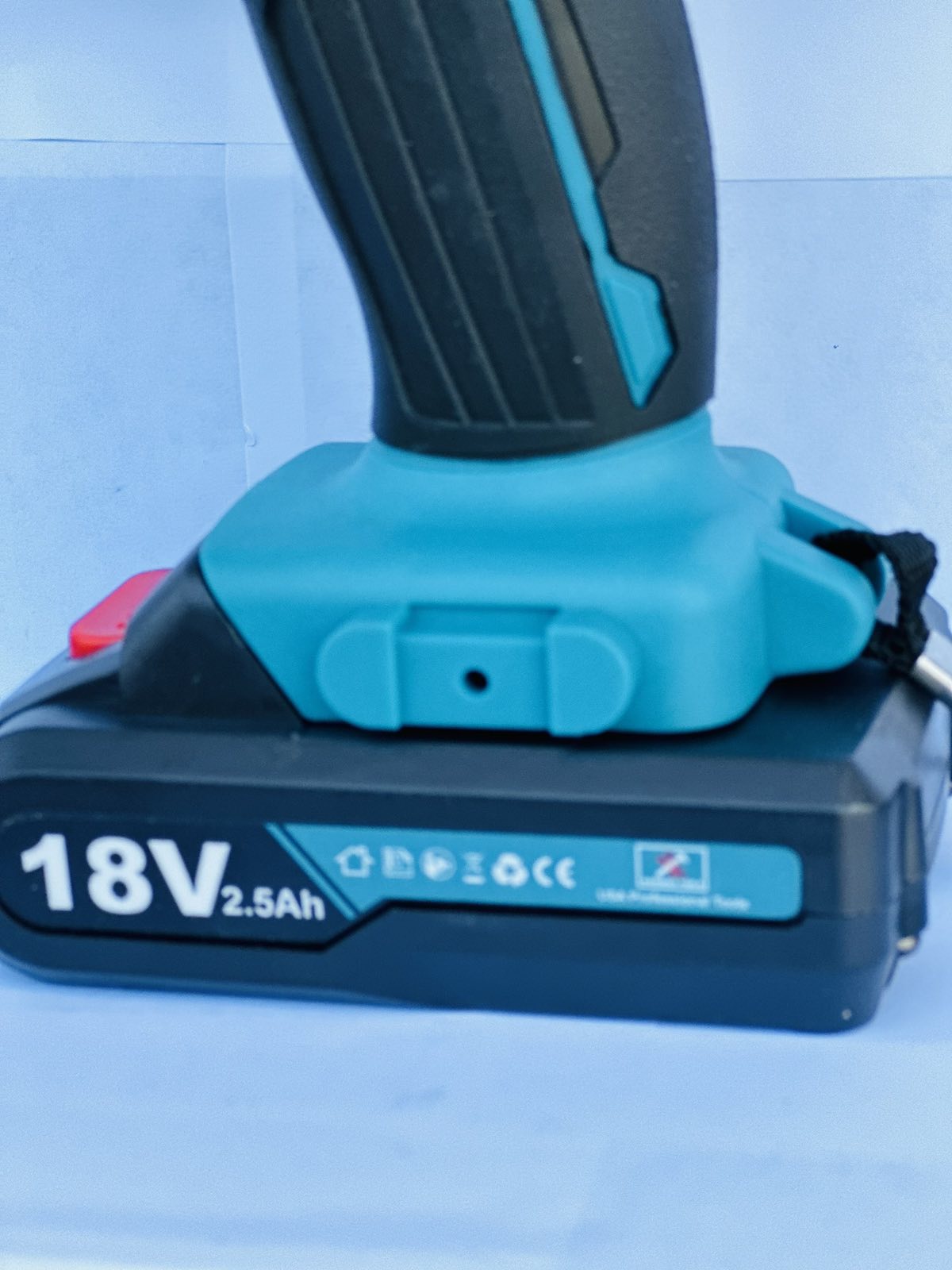 18V AKUMULATORSKI VRTALNIK Z 2 BATERIJICAMA