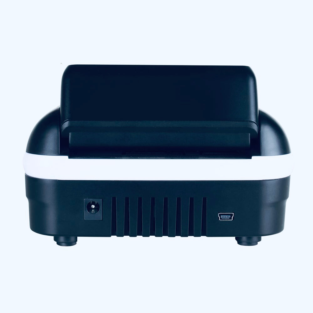 BREZŽIČNA NAPRAVA S POLNILNO BATERIJO ZA ŠTETJE IN PREVERJANJE DENARJA